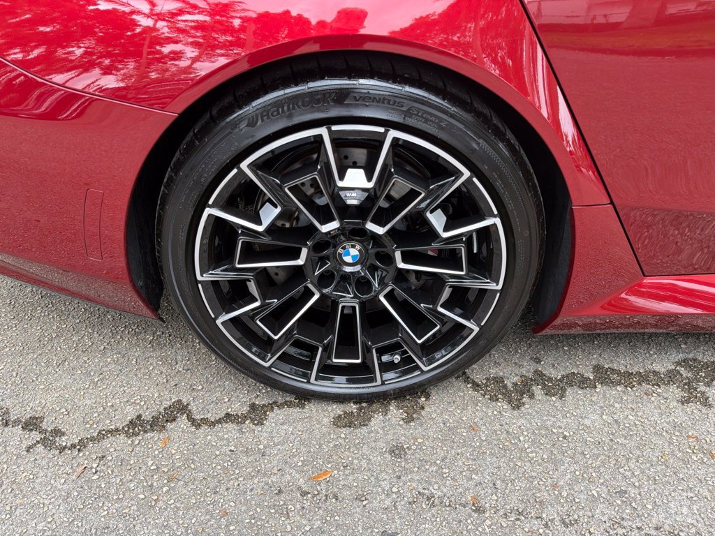 Used 2025 BMW M5 Touring AWD/4WD image 26
