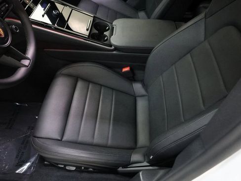 Used 2024 Porsche Panamera 4 image 76