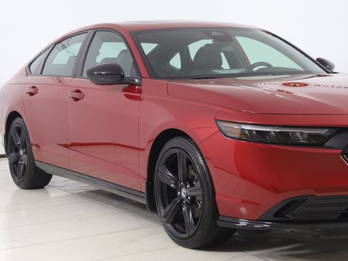 Used 2025 Honda Accord Sport image 42