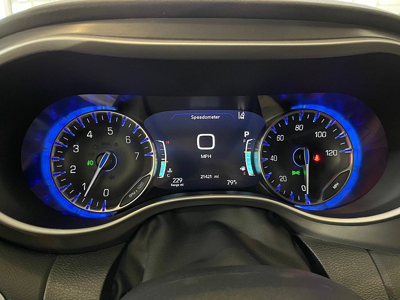 Used 2026 Chrysler Pacifica Select FWD image 18