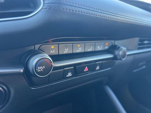 Certified 2022 MAZDA MAZDA3 s image 22