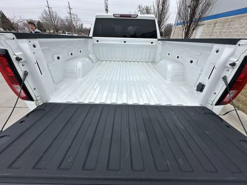 Used 2023 GMC Sierra 1500 Elevation image 25