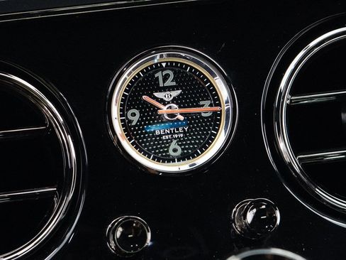 Used 2025 Bentley Continental GT Speed image 33