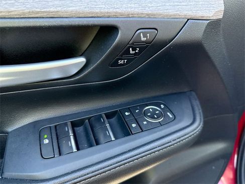 Used 2024 Toyota Grand Highlander Platinum image 11