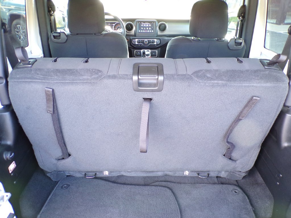 Used 2021 Jeep Wrangler Sport AWD/4WD image 8
