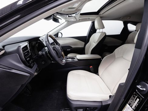 Used 2024 Lexus RX 350 Premium w/ Convenience Package image 4