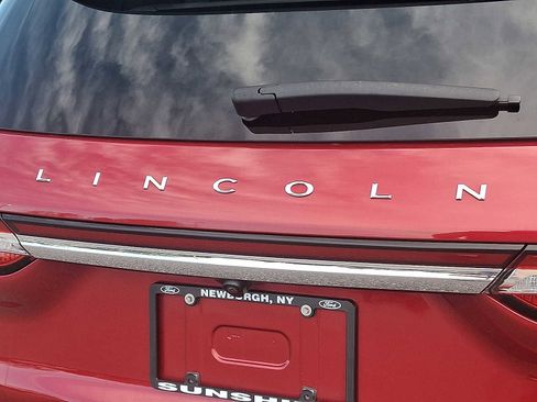 Used 2022 Lincoln Corsair AWD w/ Premium Package image 30