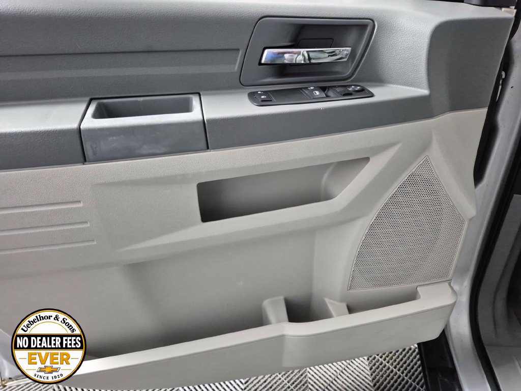 Used 2008 Dodge Grand Caravan SE FWD image 13