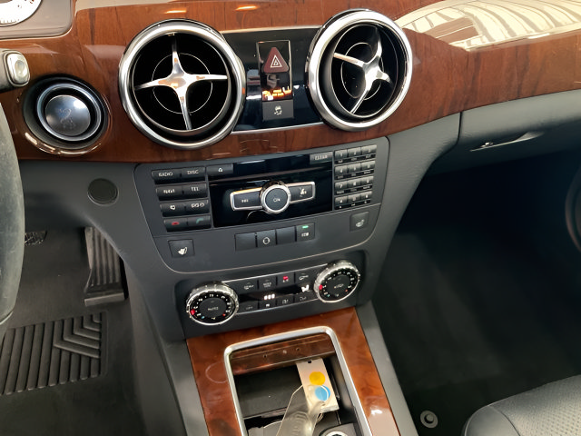 Used 2014 Mercedes-Benz GLK 350 2WD image 18