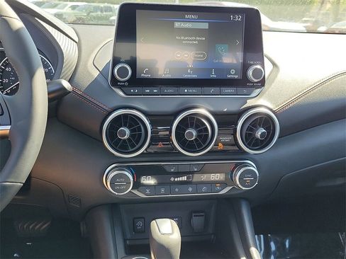 New 2025 Nissan Sentra SR image 9