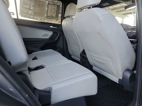 Used 2021 Volkswagen Tiguan SE R-Line image 24