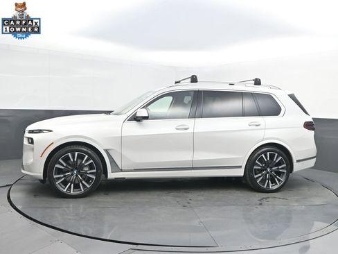Certified 2024 BMW X7 xDrive40i image 2