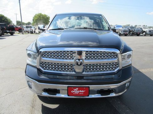 Used 2017 RAM 1500 Laramie w/ Convenience Group AWD/4WD image 14