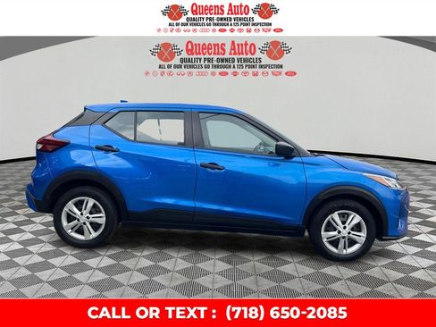 Used 2021 Nissan Kicks S FWD image 8