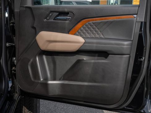 New 2026 GMC Canyon Denali AWD/4WD image 12