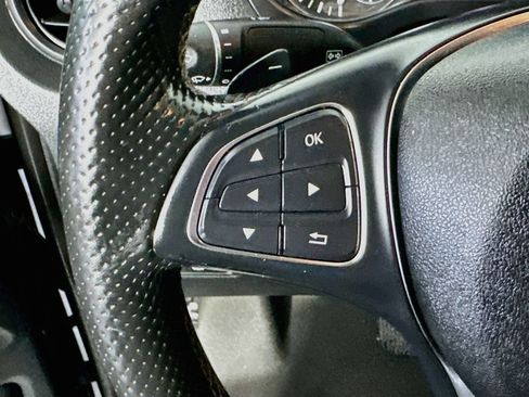 Used 2016 Mercedes-Benz Metris image 23