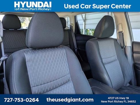 Used 2020 Nissan Rogue S image 6