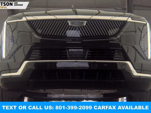 Used 2025 Cadillac Escalade IQ Luxury 2 w/ LPO, Premium Carpet Package AWD/4WD image 16