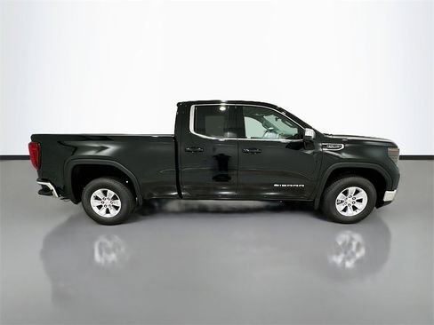 New 2026 GMC Sierra 1500 SLE w/ Preferred Package image 8