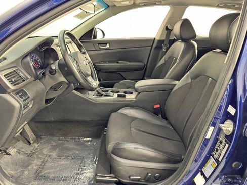 Used 2018 Kia Optima S w/ Panoramic Sunroof Package image 16