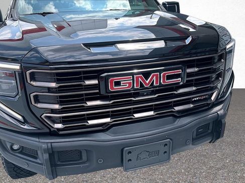 Used 2023 GMC Sierra 1500 AT4X AWD/4WD image 33