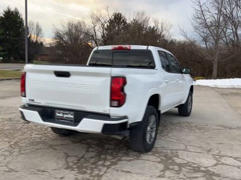 Used 2023 Chevrolet Colorado LT w/ LT Convenience Package image 8