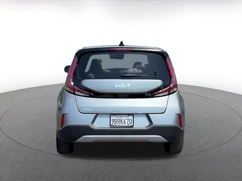 Used 2025 Kia Soul LX w/ LX Technology Package image 12