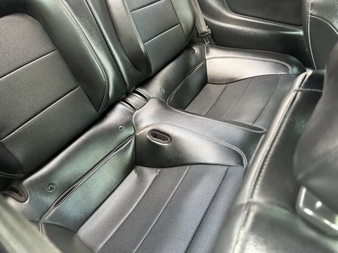 Used 2019 Ford Mustang Premium image 12