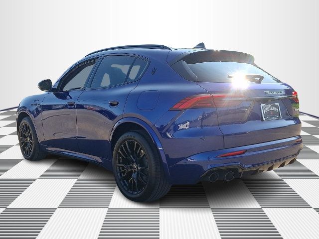 Certified 2025 Maserati Grecale Modena AWD/4WD image 9