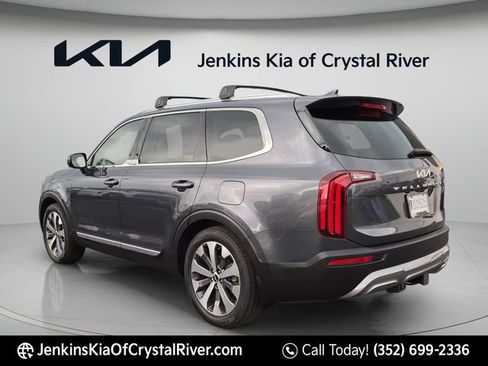 Used 2022 Kia Telluride EX w/ EX Premium Package FWD image 10
