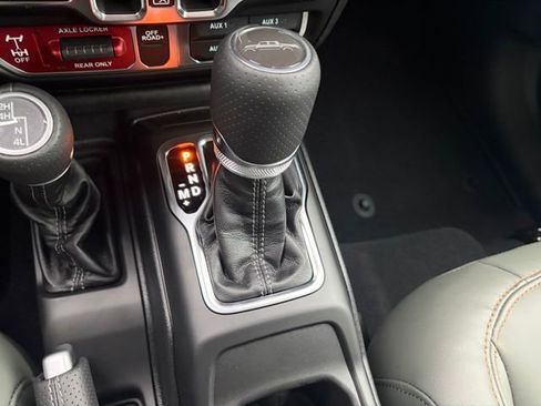 New 2026 Jeep Gladiator Mojave image 24