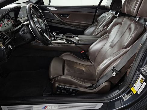 Used 2017 BMW M6 Convertible RWD image 25