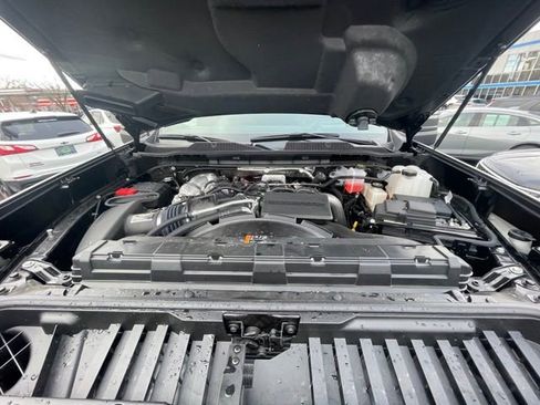 Used 2025 Chevrolet Silverado 2500 High Country w/ High Country Premium Package image 17