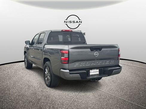 Used 2025 Nissan Frontier SV w/ SV Convenience Package image 7