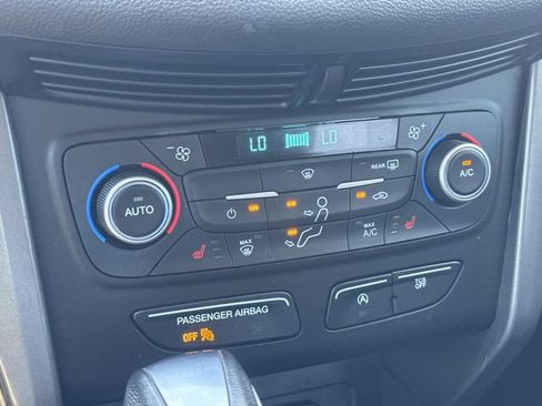 Used 2019 Ford Escape SEL FWD image 27