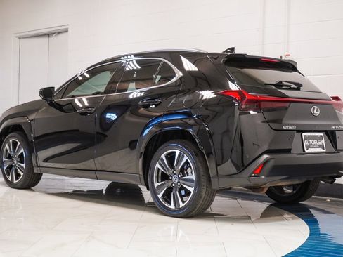 Used 2024 Lexus UX 250h AWD w/ Premium Package image 30