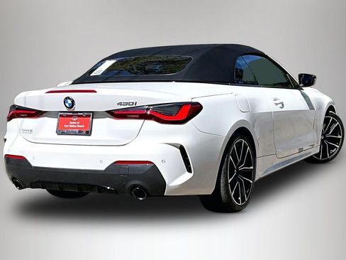 Used 2024 BMW 430i Convertible w/ M Sport Package image 5