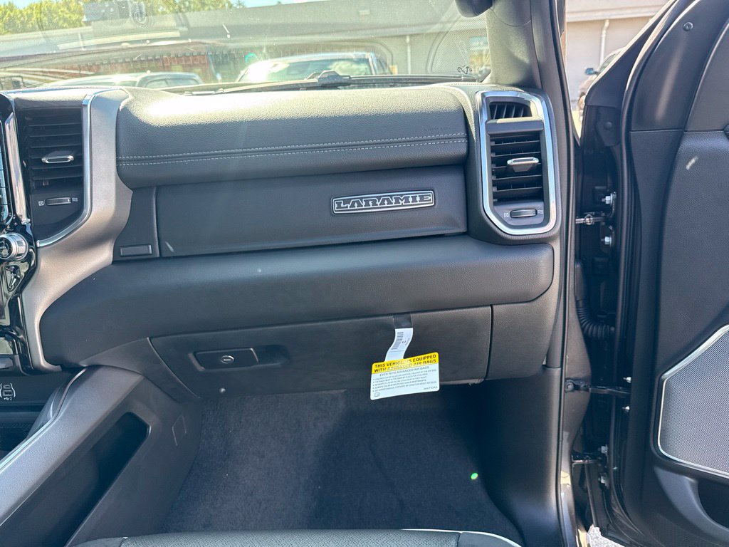 New 2027 RAM 1500 Laramie AWD/4WD image 29