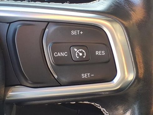 Certified 2021 Jeep Wrangler Unlimited Sahara w/ Cold Weather Group image 11