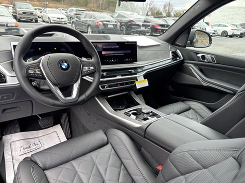 New 2026 BMW X5 xDrive40i AWD/4WD image 11
