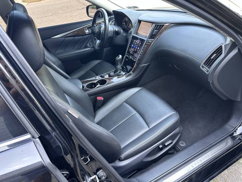 Used 2019 INFINITI Q50 Luxe w/ Essential Package (3.0T Luxe) AWD/4WD image 38