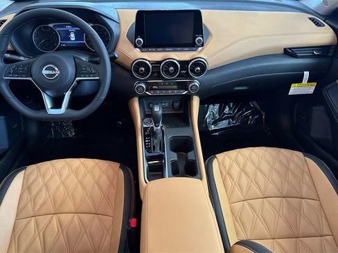 New 2025 Nissan Sentra SV w/ SV Premium Package image 11