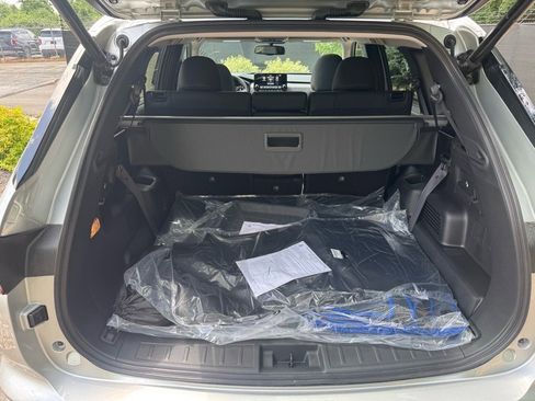 New 2025 Mitsubishi Outlander SE image 16