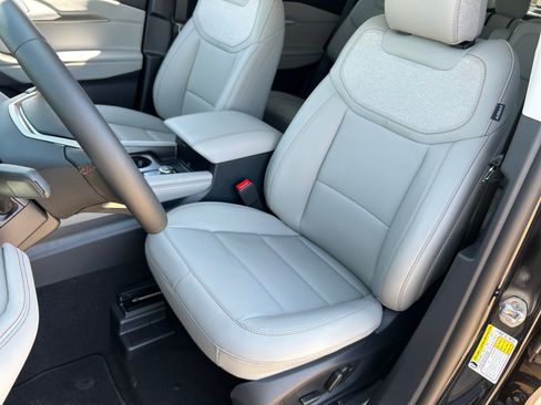 New 2026 Ford Explorer Active w/ Active Comfort Package RWD image 14