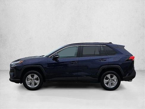 Used 2025 Toyota RAV4 XLE AWD/4WD image 9
