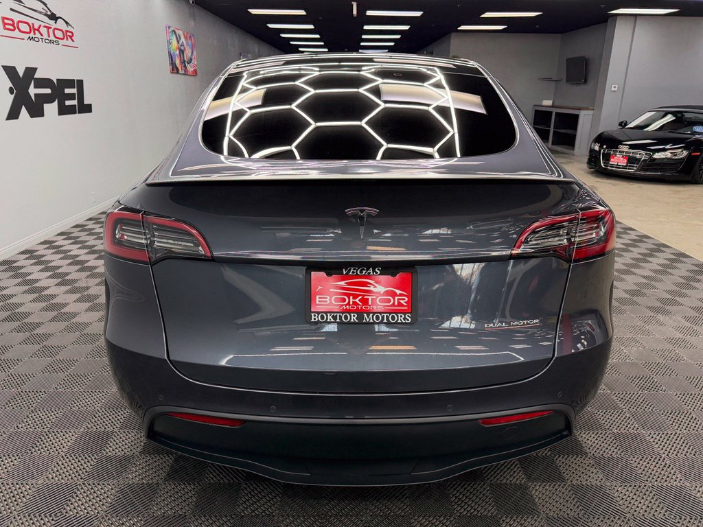 Used 2022 Tesla Model Y Performance AWD/4WD image 13