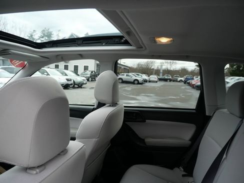 Used 2016 Subaru Forester 2.5i Premium w/ All-Weather Package image 20