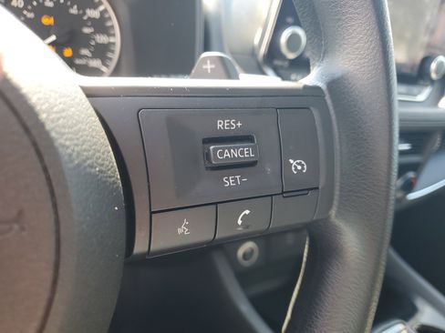 Certified 2022 Nissan Rogue S image 25