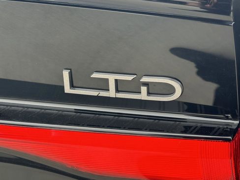 Used 2024 Toyota Prius Limited w/ Limited Premium Package image 10