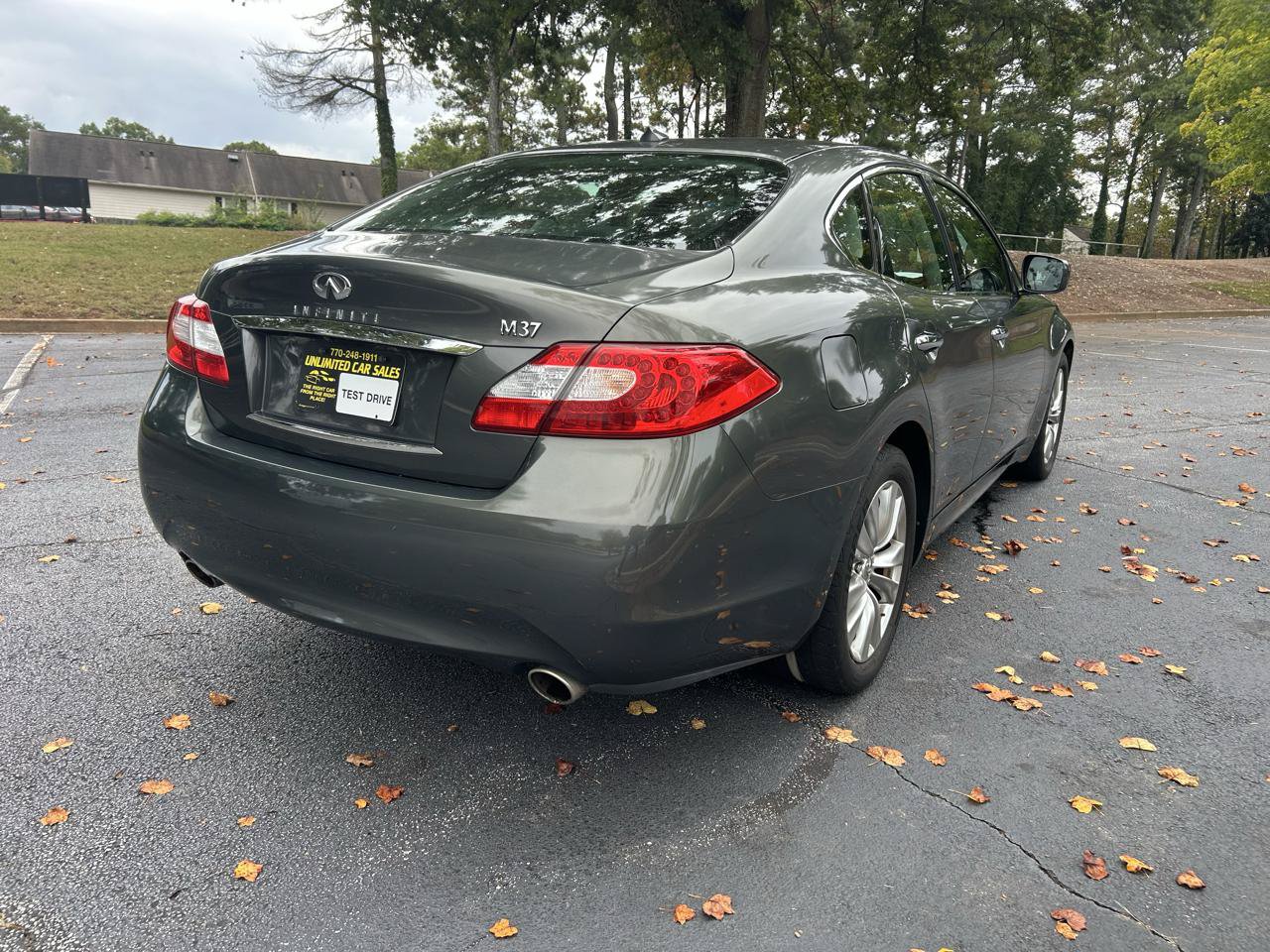 Used 2012 INFINITI M37 w/ Premium Pkg RWD image 5